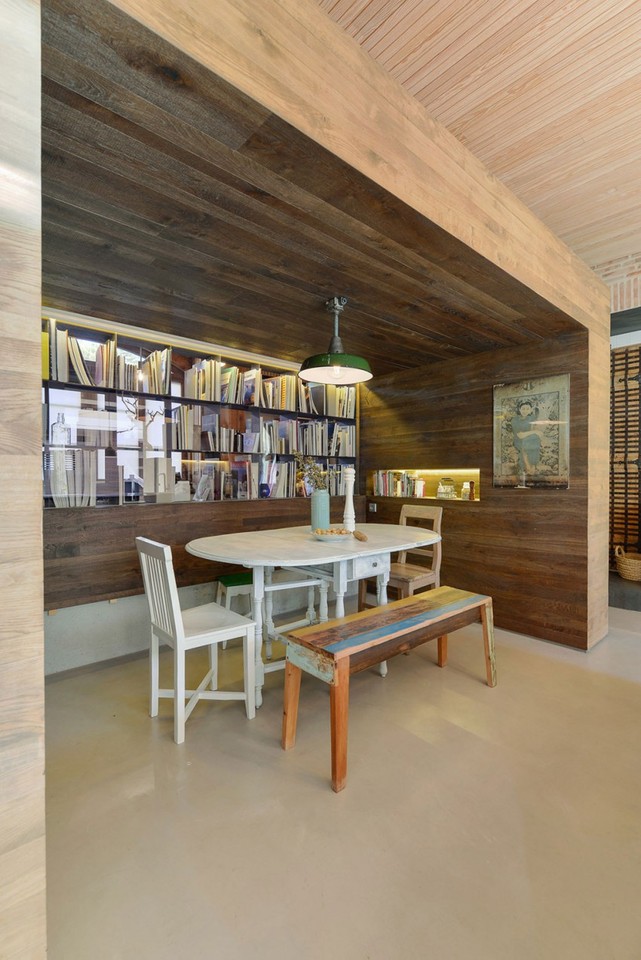 House-in-Estoril-18-850x1274.jpg House-in-Estoril-18-850x1274.jpg