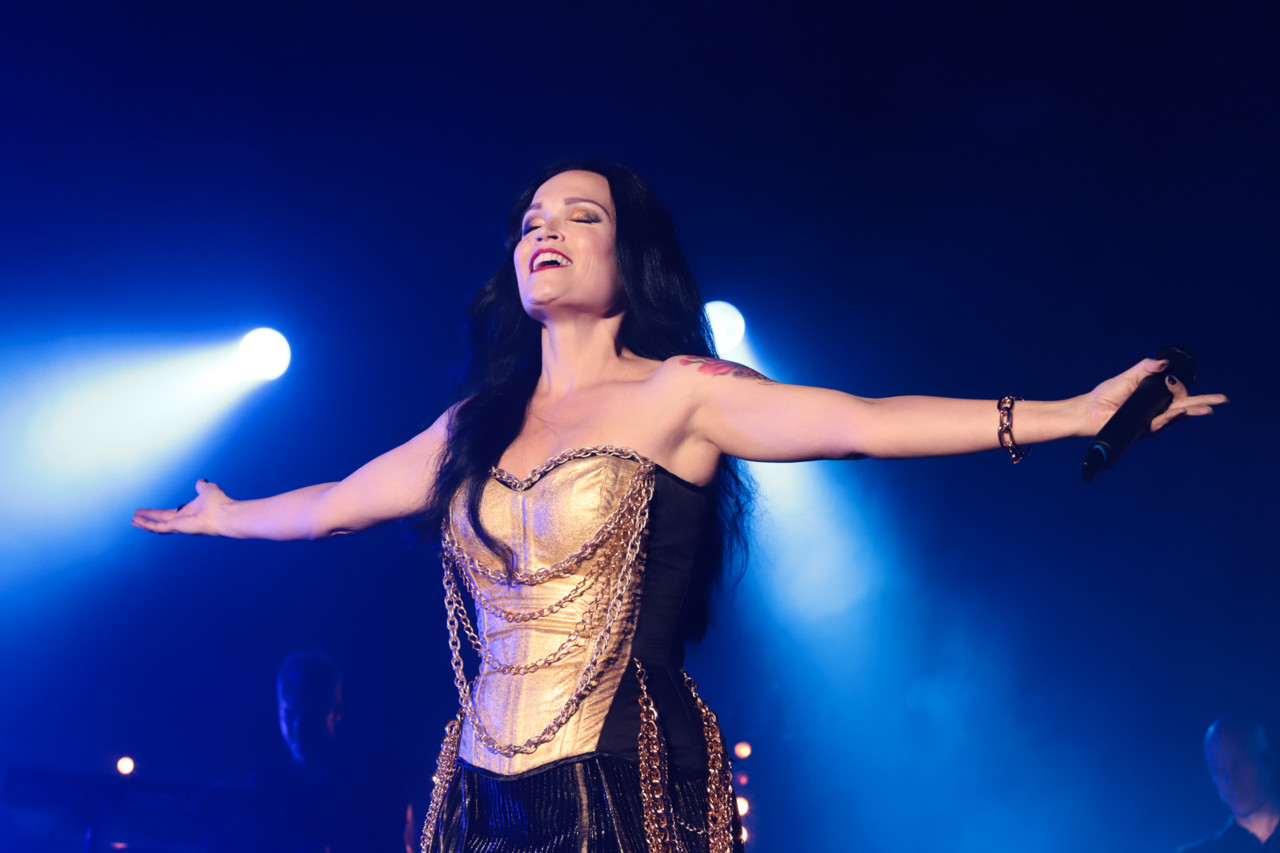 IMG_8038 Tarja.jpg