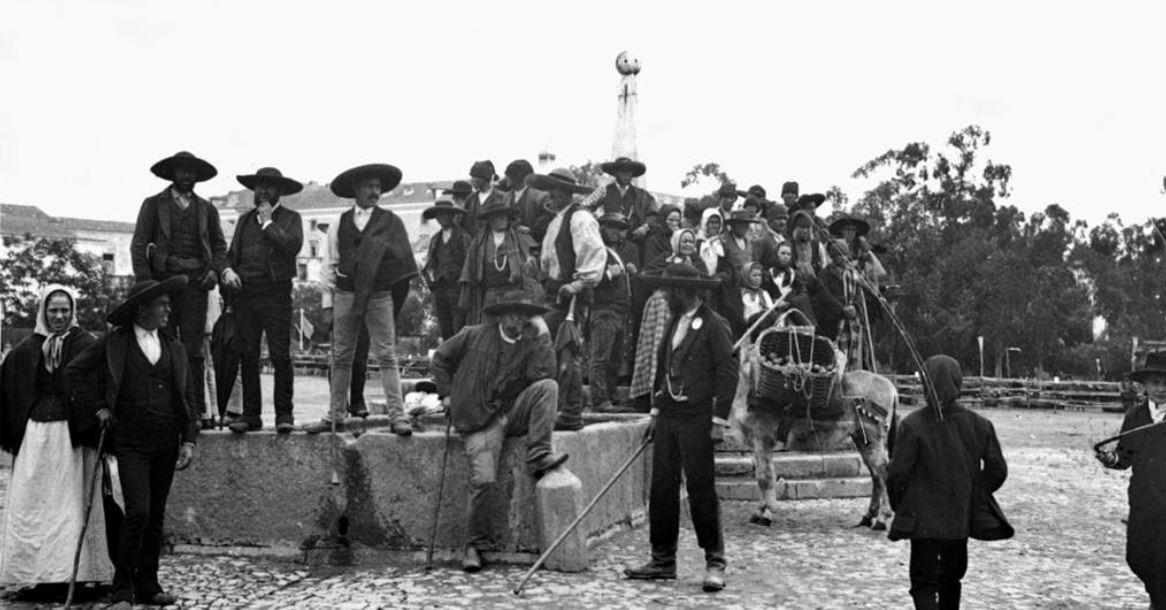 pessoas em feira rural.JPG pessoas em feira rural.JPG