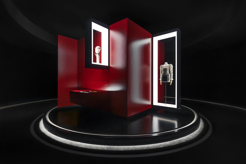 Gucci-Cosmos-exhibition-Shanghai-21Studios-07.webp