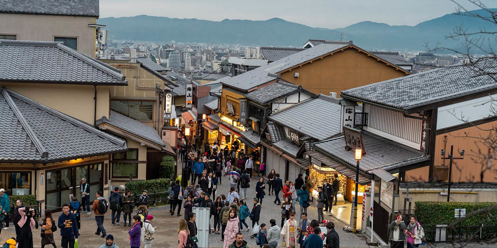 AM_artigo 3 - mudardepaisnaosignificaapenasmudarde