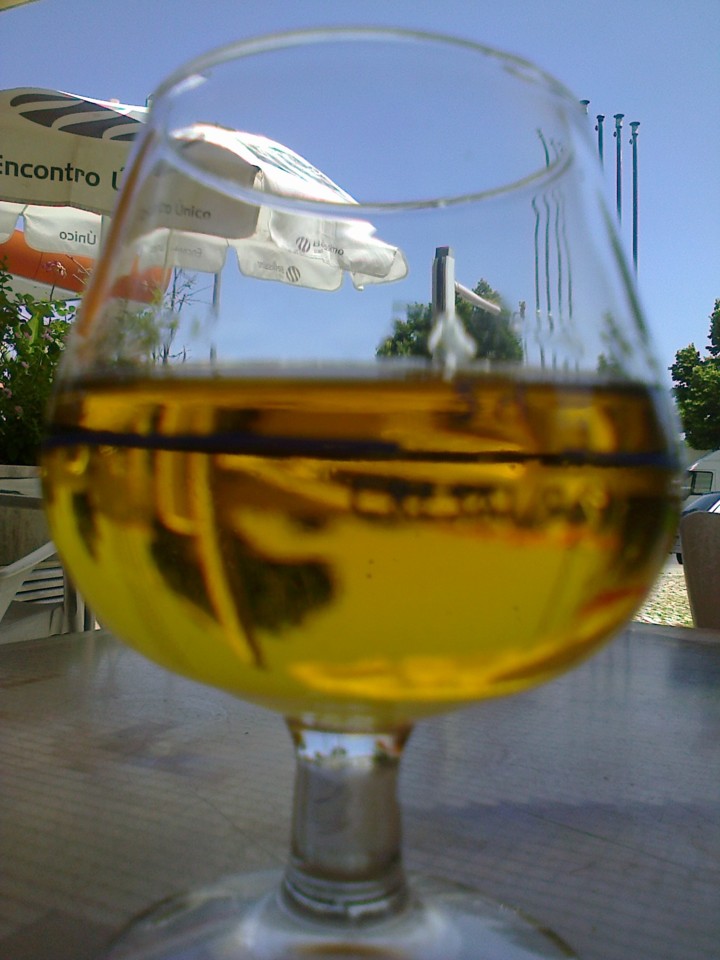 Um cálice com vista.jpg