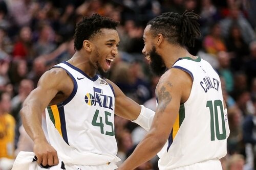 Donovan Mitchell e Mike Conley