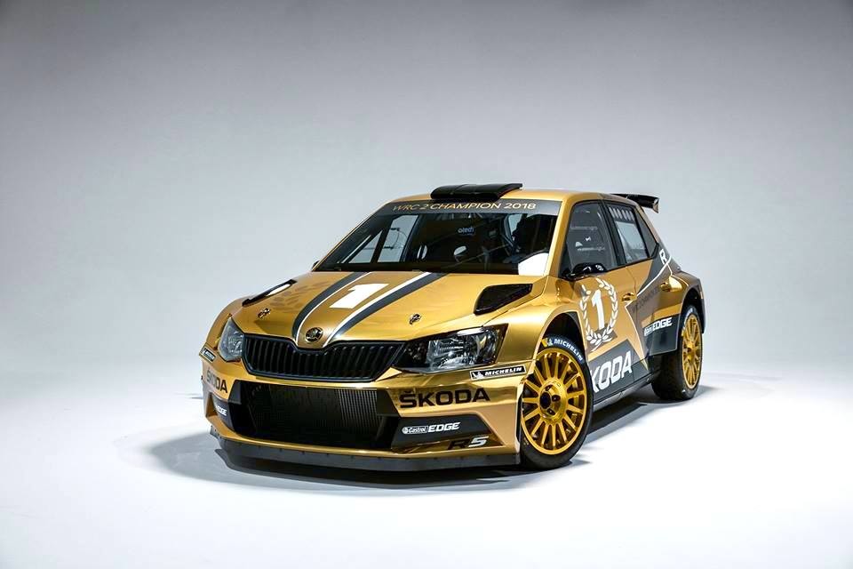 fabia r5 gold.jpg