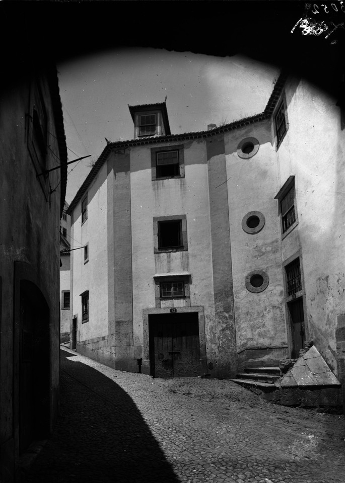 aTravessa de São João da Praça, foto de Machado aTravessa de São João da Praça, foto de Machado