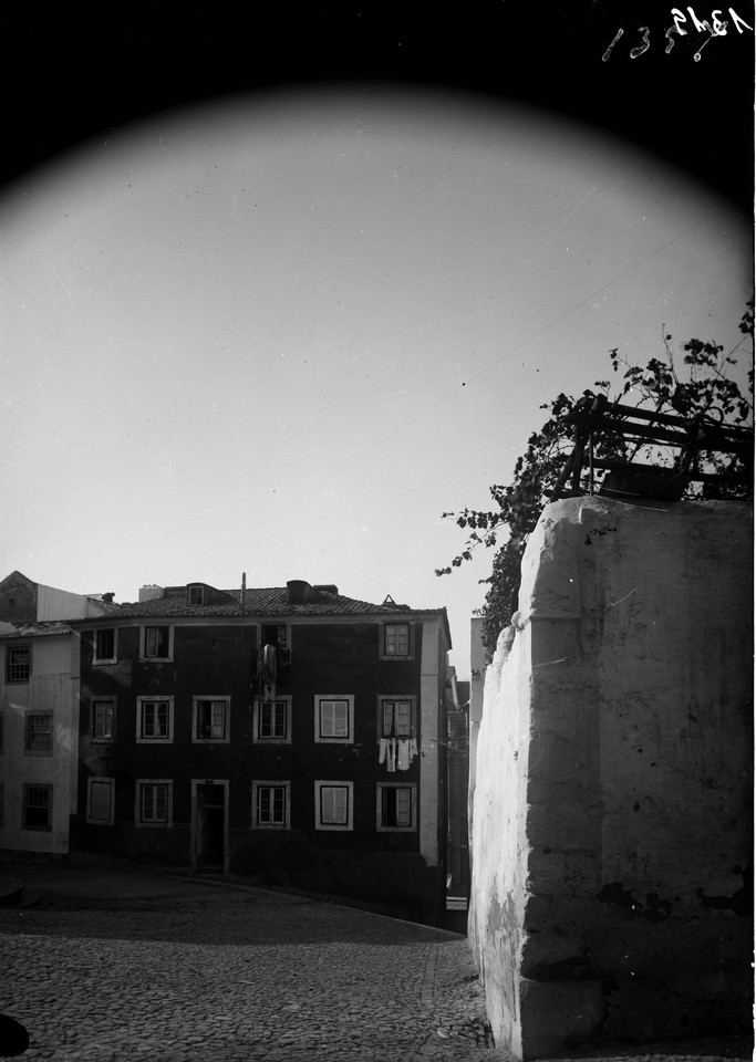 Largo da Achada, 1901, foto de Machado & Souza.jpg Largo da Achada, 1901, foto de Machado & Souza.jpg