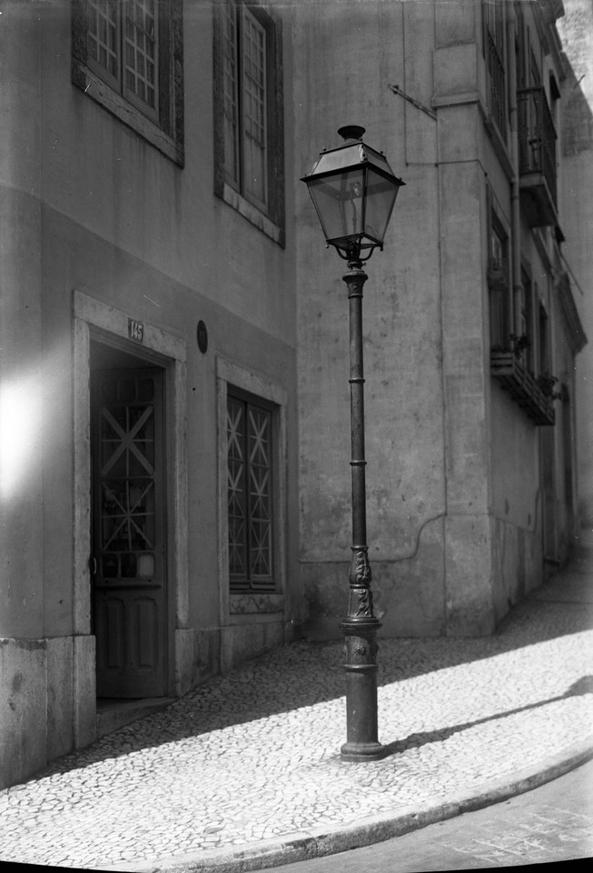 Candeeiros de Lisboa, 1944, Rua do Século, foto d