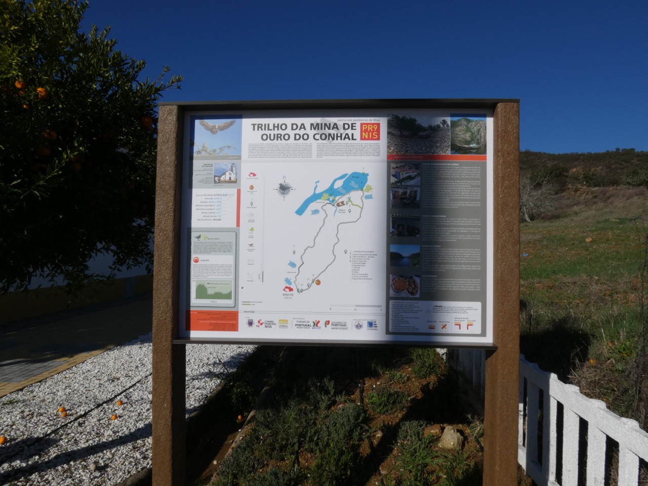 Trilho da mina de ouro do Conhal (2).JPG