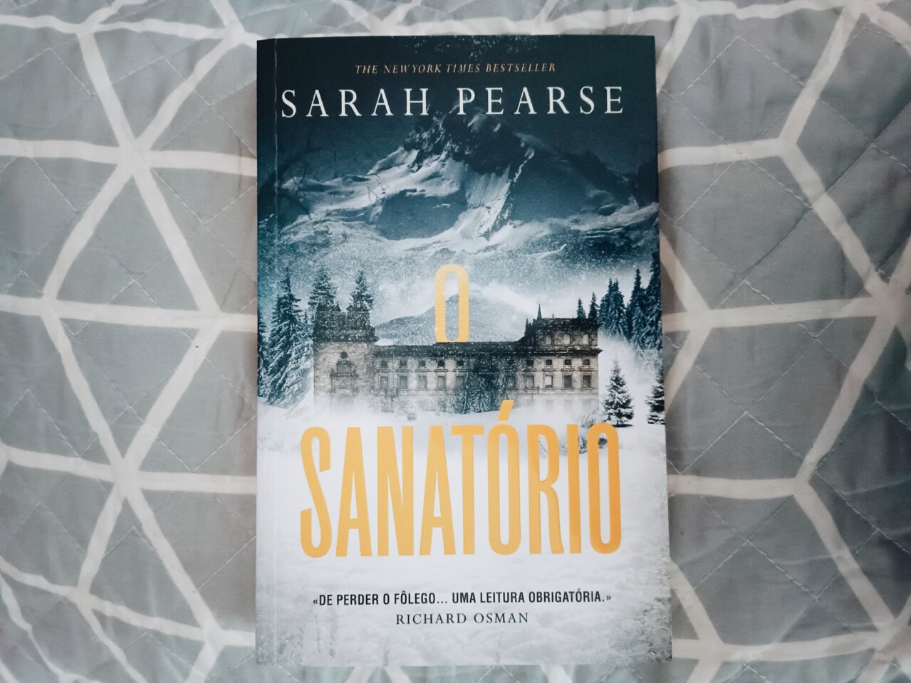 Livro O Sanatório de Sarah Pearse 