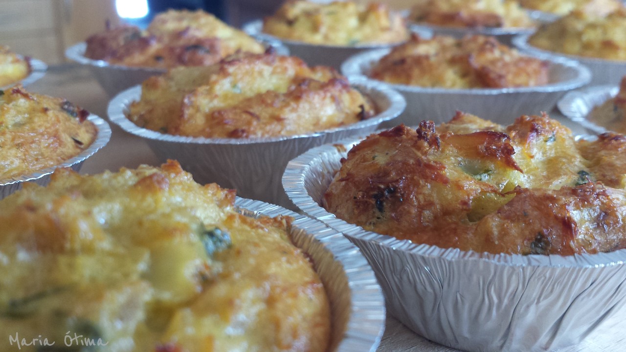 Empadinhas de bacalhau_Maria Ótima.jpg