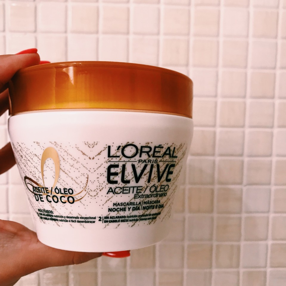 Máscara L'Oréal Elvive Óleo Extraordinário Óleo de Coco