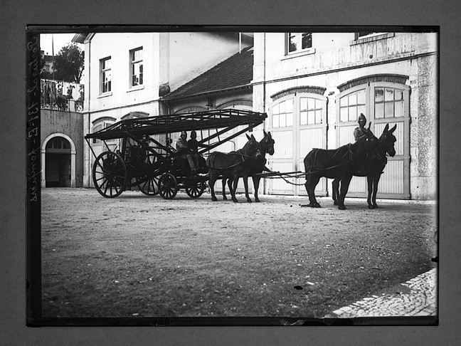 Portugal: pompiers (C. Chusseau-Flaviens, 1900-1920)