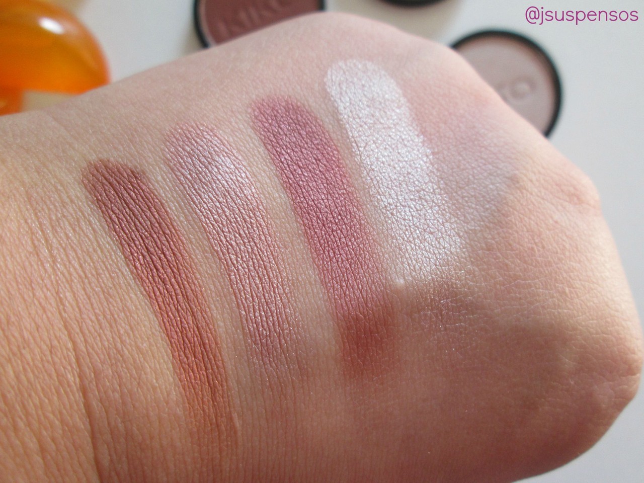 kiko-clicks-swatches-jardins-suspensos.jpg