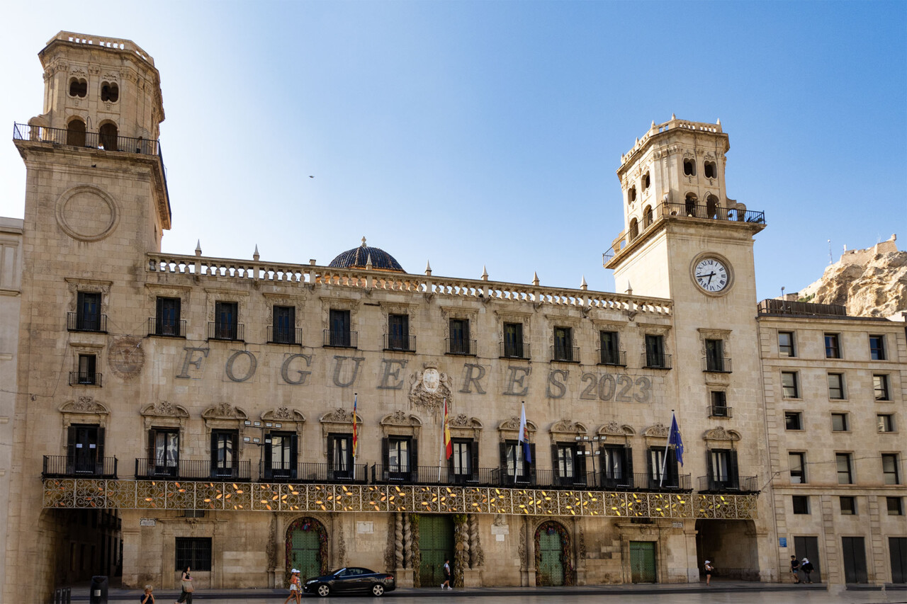 Alicante casa consistorial.jpg