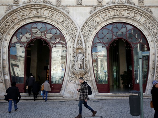 2016-05-04t162003z_1831080962_d1aetcdegpaa_rtrmadp