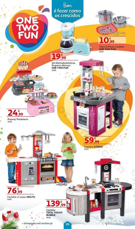 Folheto Brinquedos Natal AUCHAN Promoções de 8 n