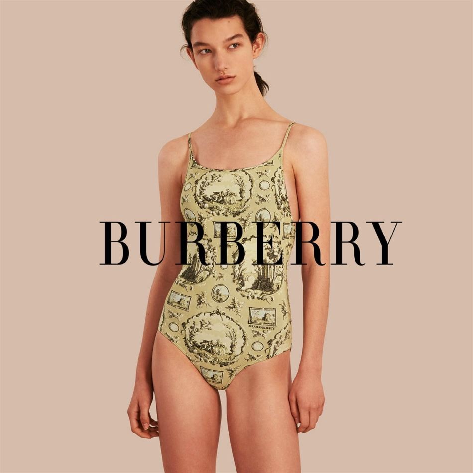 bikinis-2017-burberry-coleçao-verao-inspiraçoes- bikinis-2017-burberry-coleçao-verao-inspiraçoes-