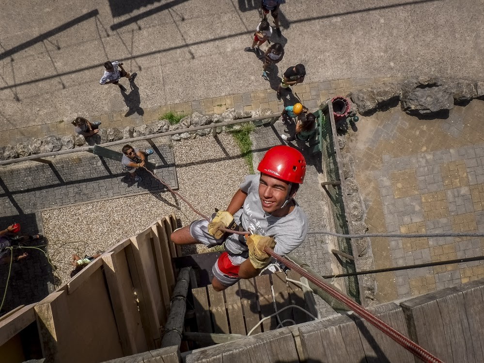 manel sniper.jpg manel sniper.jpg