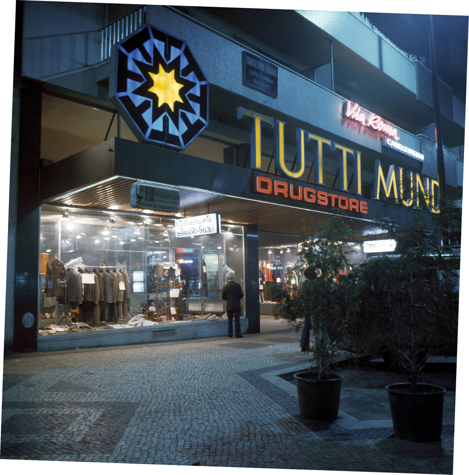 Drugstore Tutti Mundi, Av. de Roma (A. Pastor, c. 1973)