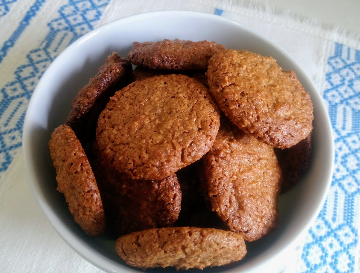 bolachinhas de noz.JPG