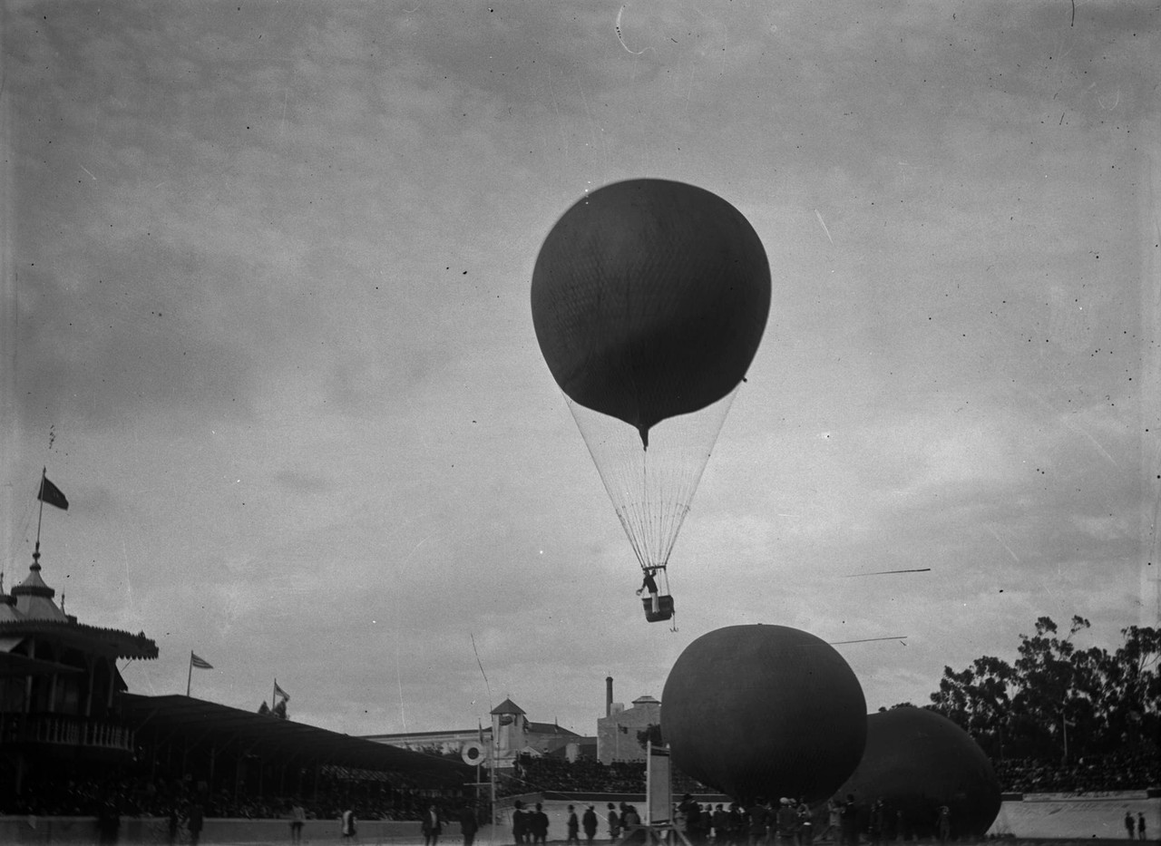 A ascenção do balão Nacional, foto de Alberto C