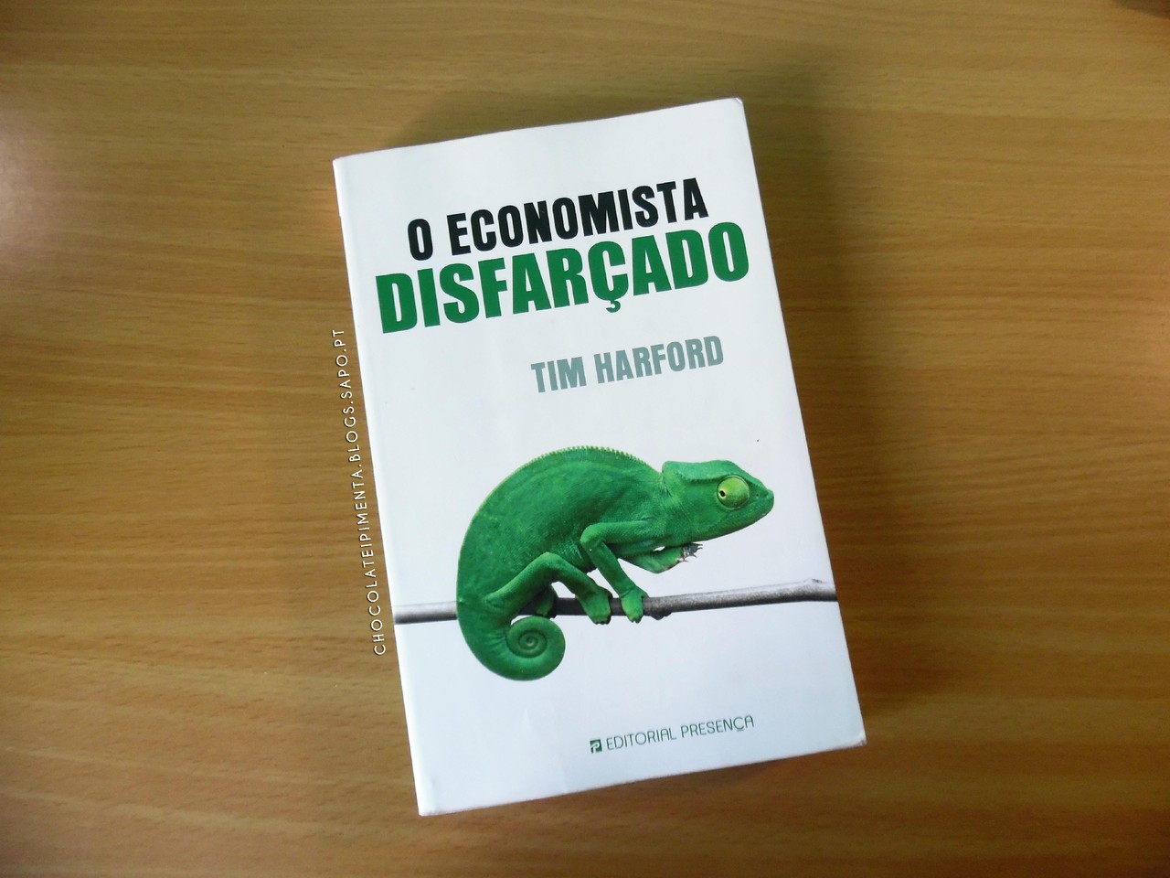 o-economista-disfarcado.jpg