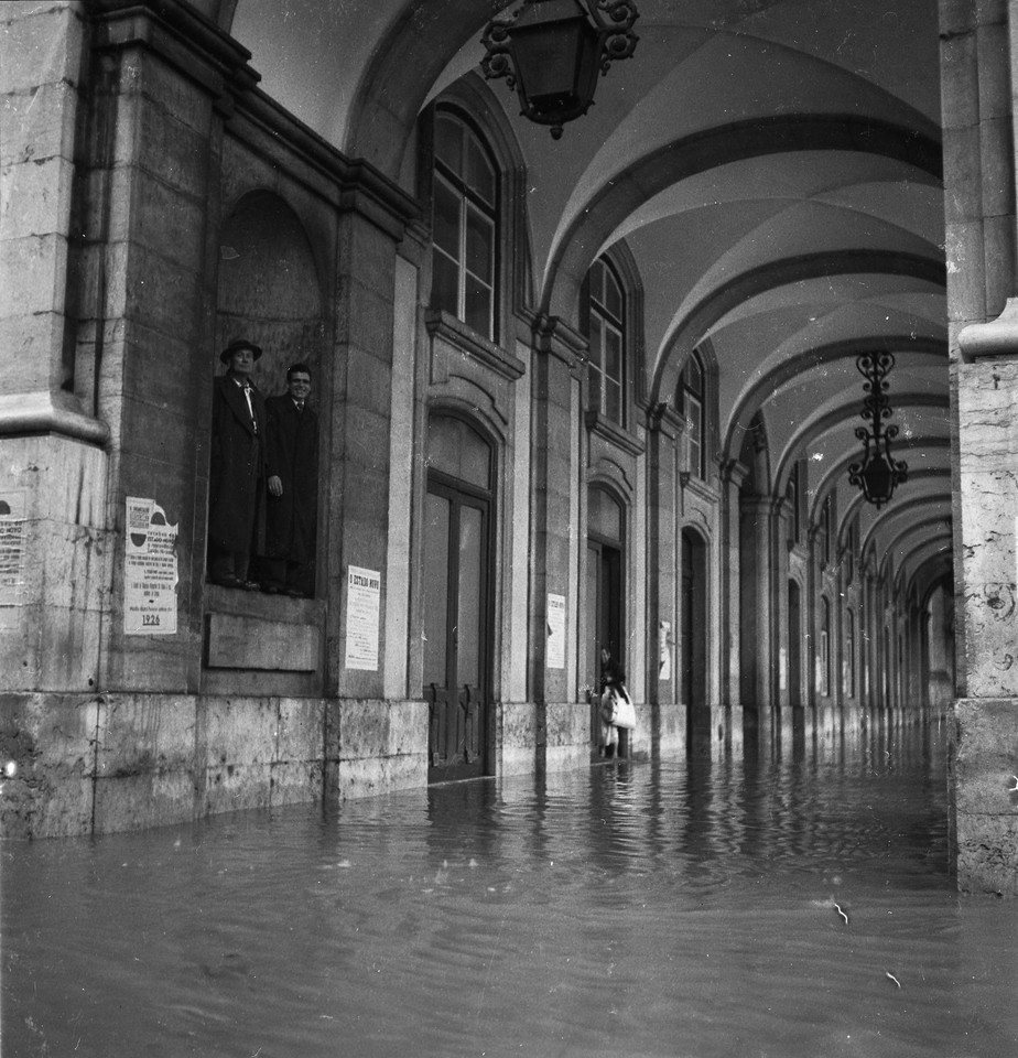 Inundações, Terreiro do Paço.jpg