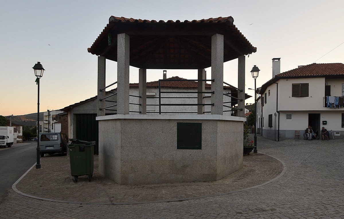 Vale da Porca (Macedo)&#39;14 0002a.jpg
