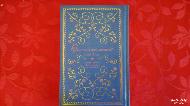 barnes and noble_3.png