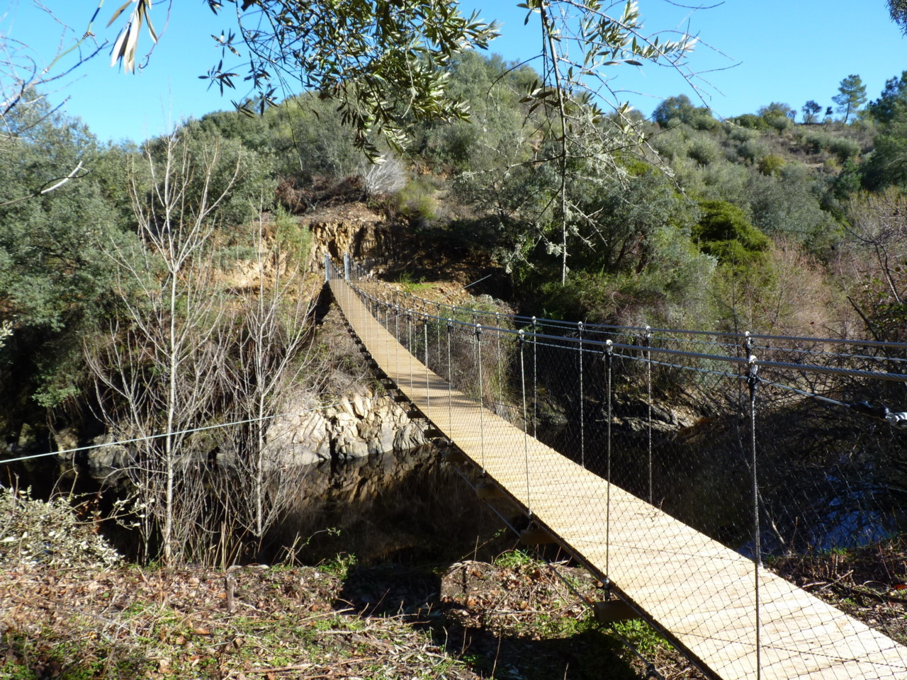 Trilho da mina de ouro do Conhal - foz da Ribeira