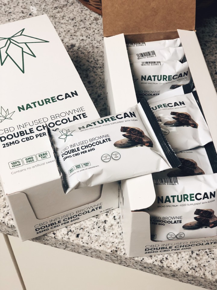 25D12BFE-F573-450D-8EEC-26C9678A679C-61CB67B8-A571