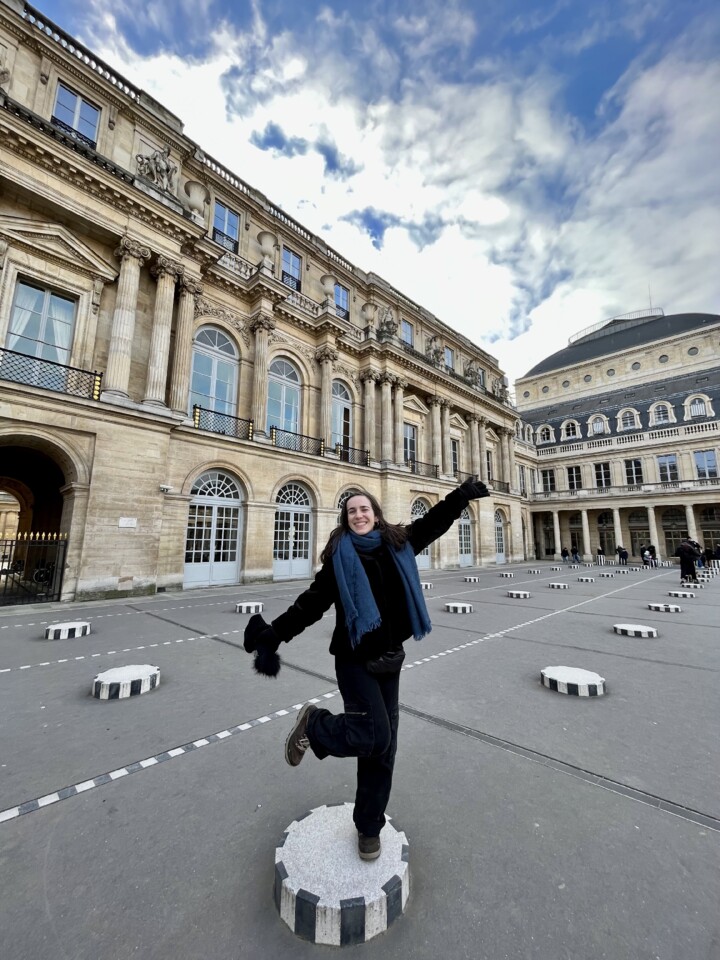 Eu no Palais Royal.jpg