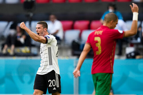 Gosens derrubou Portugal