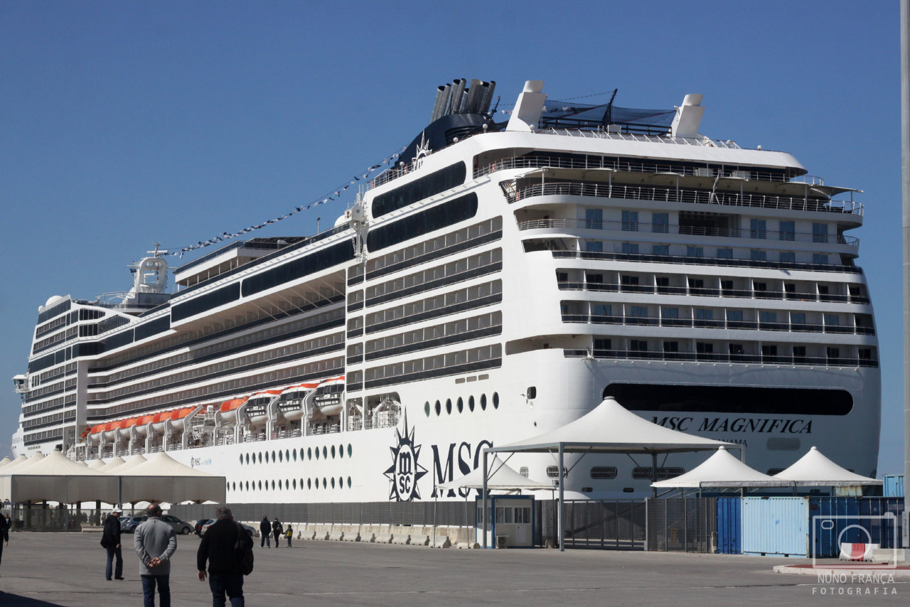 IMG_5760_net.jpg IMG_5760_net.jpg