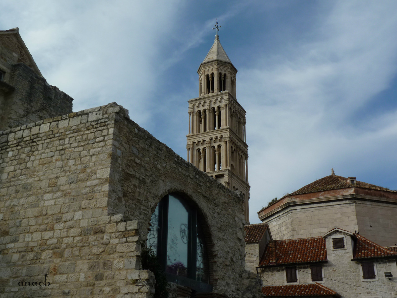 Croácia-Spli3-Torre e Catedral 1.jpg