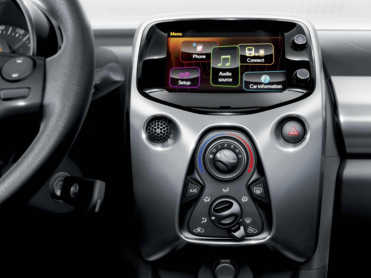 toyota-Aygo-2014-exterior-tme-030-a-full_tcm-3032-