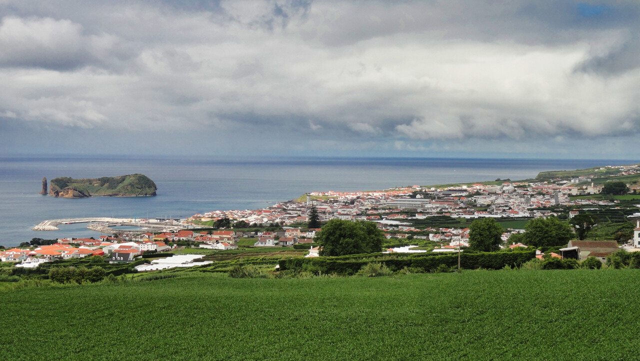 Ilha de S. Miguel Vila Franca do Campo.jpg