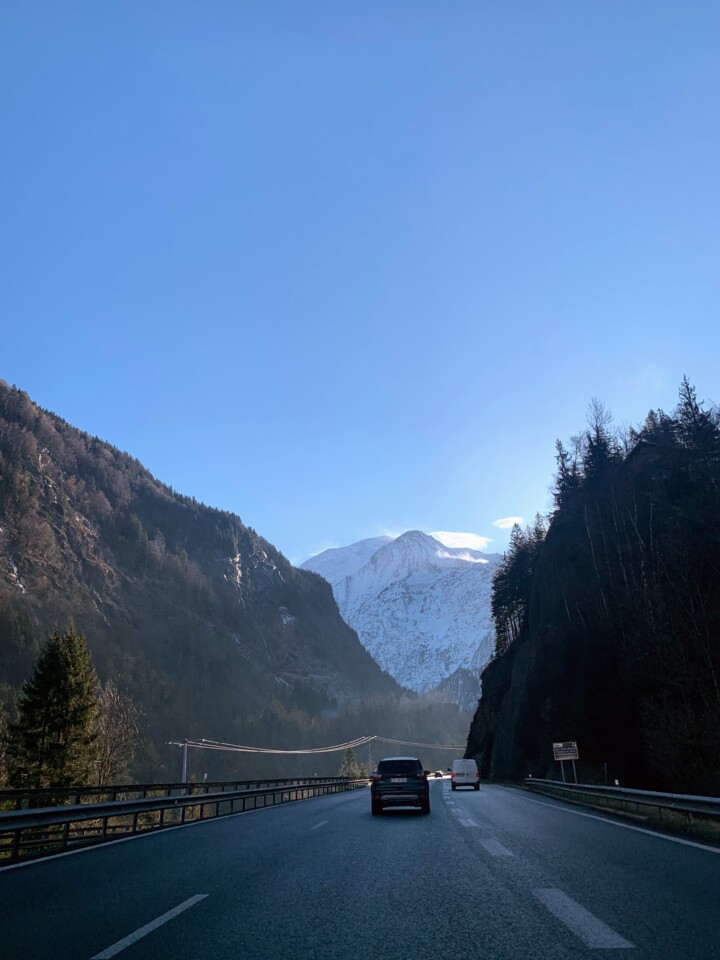 Caminho até Chamonix.jpg