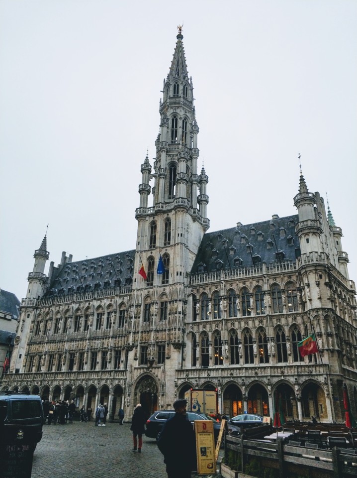 Edíficio na Grand Place.jpg