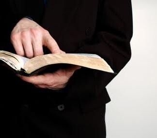 Bateram-me à porta.jpg