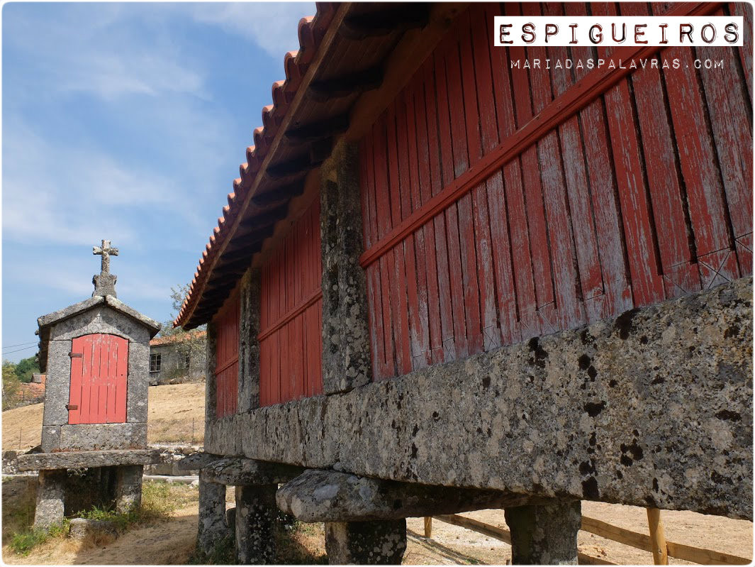 Espigueiros Gerês - Maria das Palavras Espigueiros Gerês - Maria das Palavras