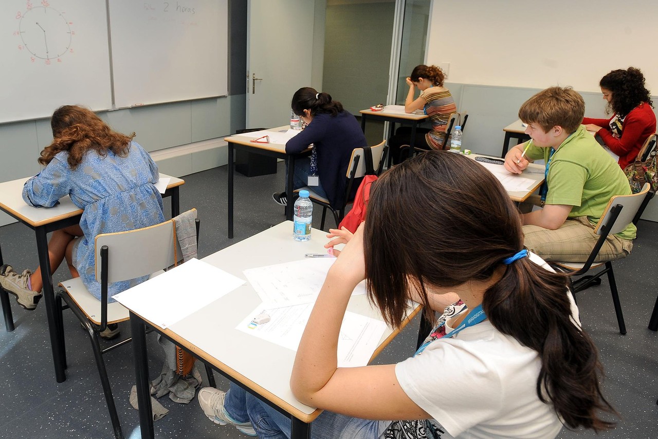 Apoios Escolares.jpg