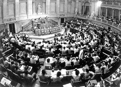 assembleia constituinte 1975.jpg