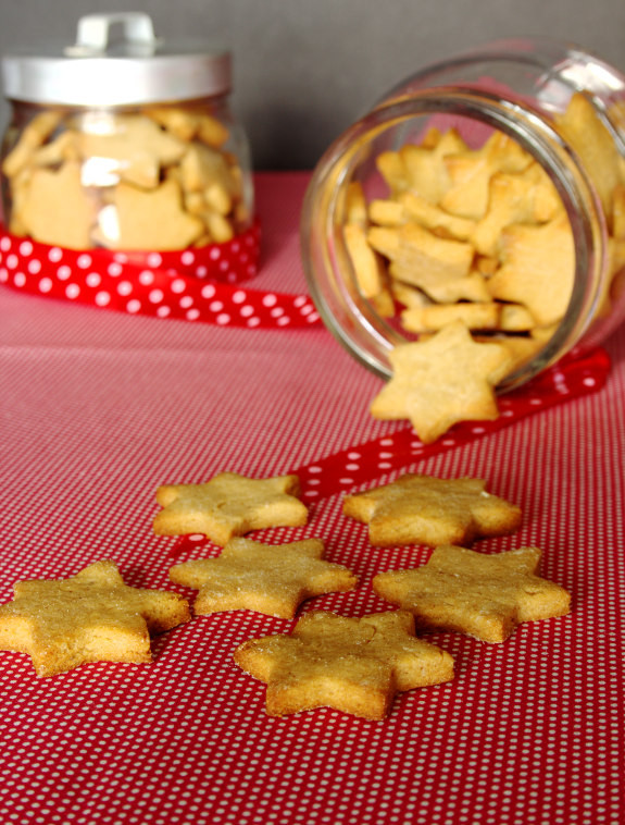 estrelinhas.de.manteiga.de.amendoim.com.sabor.a.Na