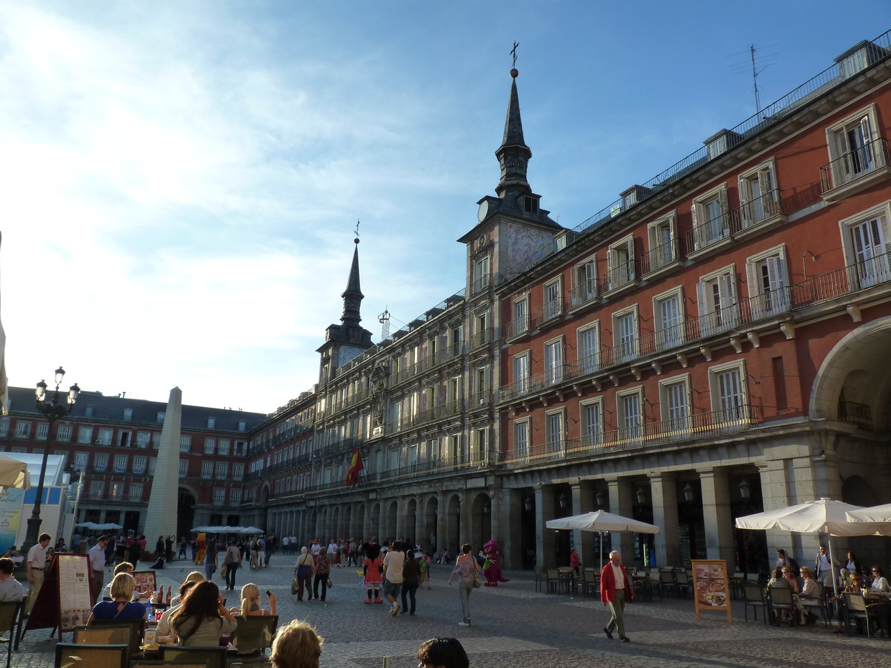 Romântica Madrid-Plaza Mayor (1).JPG
