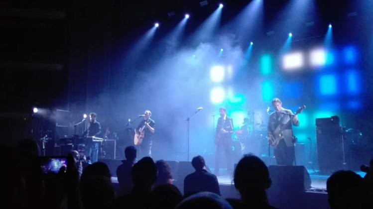 dEUS no Colisue de Lisboa.jpg