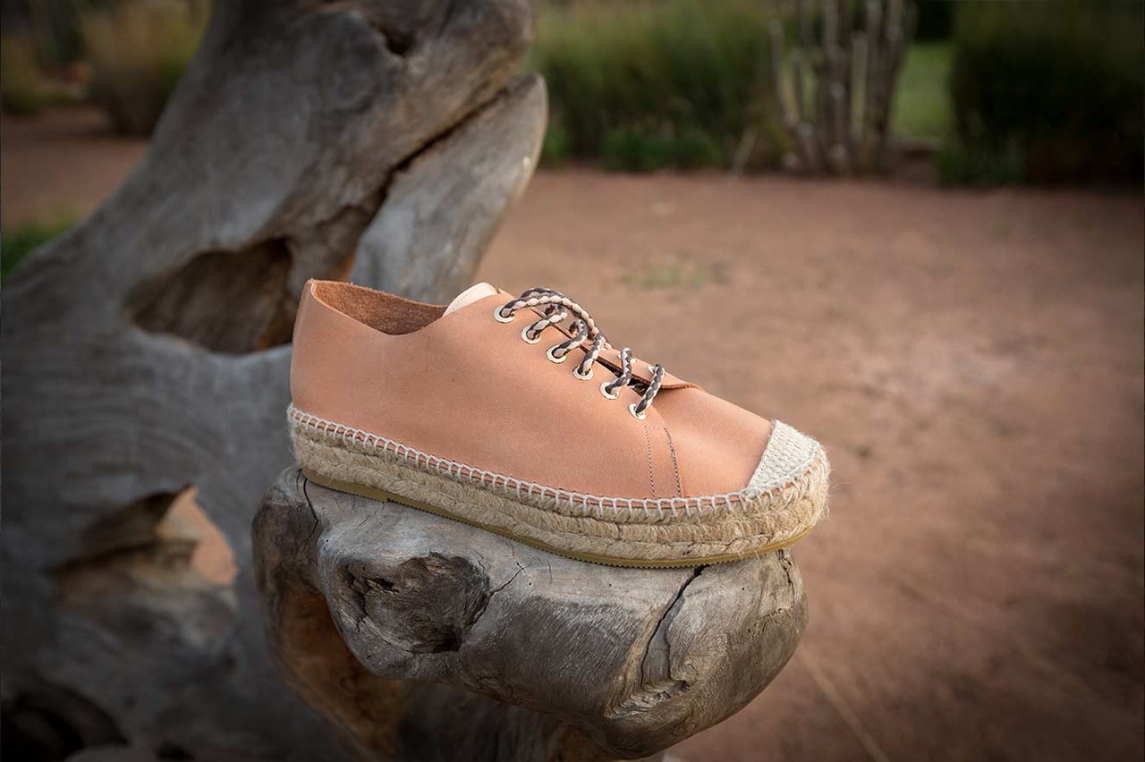 hoss intropia sapatilhas primavera verao 2015.jpg hoss intropia sapatilhas primavera verao 2015.jpg