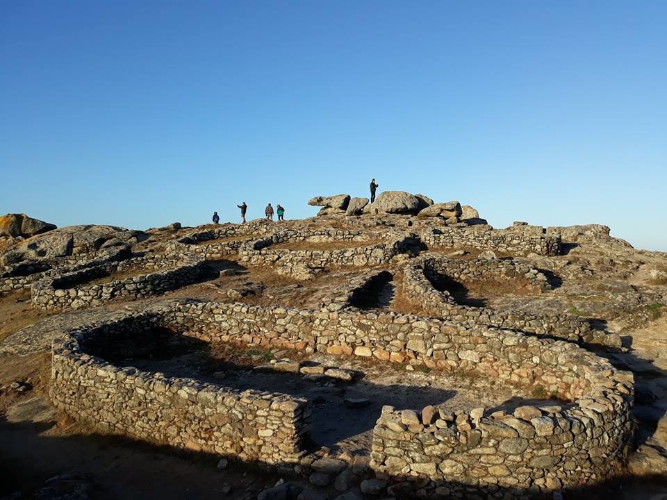 43395143_2274573205903484_5485303038111383552_n.jp