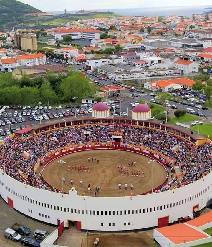 Praça Toiros IT.jpg