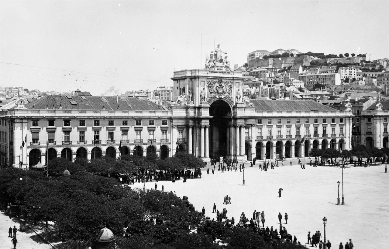 Praça do Comércio, foto de Eduardo Portugal, ant Praça do Comércio, foto de Eduardo Portugal, ant